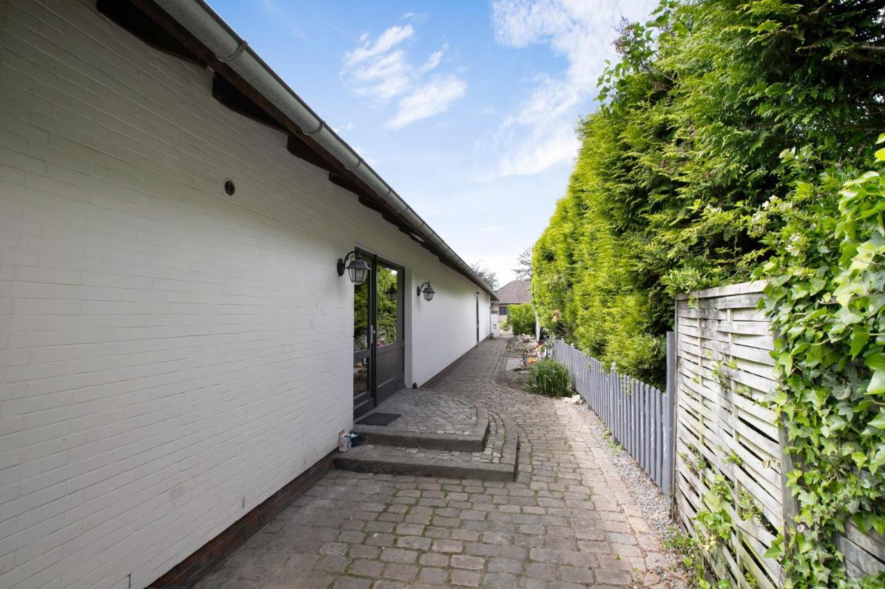 Uhses Ferienwohnung Heide  Exterior foto